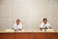 Wali Kota Ternate M. Tauhid Soleman Didampingi Sekda Kota Ternate Rizal Marsaoly Pimpin Rapat Evaluasi Kinerja OPD. (Ongky_Rakyatmu))