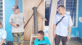 Foto Pegawai Aksi Palang Kantor PDAM Kabupaten Kepulauan Sula. (Rakyatmu)