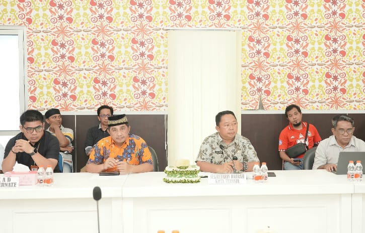 TAPD dan Banggar DPRD Bahas Utang Pemkot Ternate. (Dok. Humas For Rakyatmu)