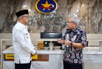 Wali Kota Tidore kepulauan Capt, H. Ali Ibrahim melakukan pertemuan dengan Direktur BBM BPH Migas Sentot Harijady. (Istimewa)