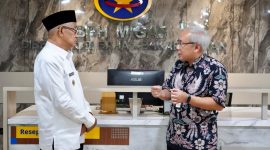 Wali Kota Tidore kepulauan Capt, H. Ali Ibrahim melakukan pertemuan dengan Direktur BBM BPH Migas Sentot Harijady. (Istimewa)