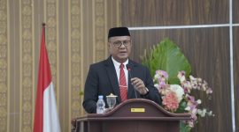 Wali Kota Tidore Kepulauan Terpilih Periode 2025-2030 Muhammad Sinen saat Menyampaikan Sambutan dalam Rapat Paripurna. (Istimewa)