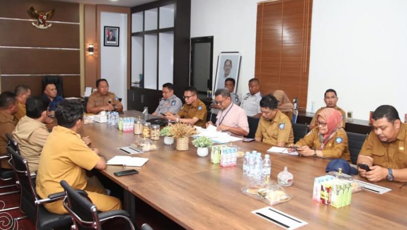 Pemerintah Kota Ternate dan Manajemen Malut United Rapat Pemanfaatan Aset Stadion Gelora Kie Raha pada 6 Januari 2025. (Humas for Rakyatmu) 
