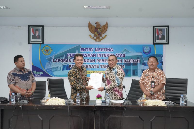 Entry Meeting BPK RI Perwakilan Maluku Utara  di Aula Baabullah Kantor Wali Kota Ternate . (Dok. Humas for Rakyatmu)