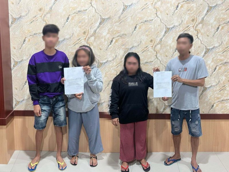Dua Pasangan Bukan Suami Istri yang Diamankan Polisi. (Rakyatmu)