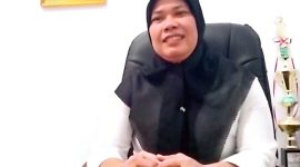 Direktur RSUD Sanana Ulia Handayani Ngofangare. (Anto/Rakyatmu)