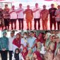 Menteri Kesehatan Budi Gunadi Sadikin Foto Bersama  Setelah Meletakkan Batu Pertama RSUD Bobong, Kabupaten Pulau Taliabu. (Rakyatmu))