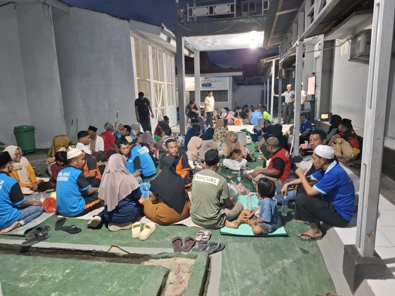 Buka puasa bersama warga binaan. (Rakyatmu)