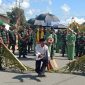 Penjemputan Pangdam XV Pattimura, Mayjen TNI Putranto Gatot Sri Handoyo di Bandara Emalamo Sanana, Kepulauan Sula. (rakyatmu) 