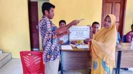 Penerima BLT Desa Samuya. (Rakyatmu/Istimewa)