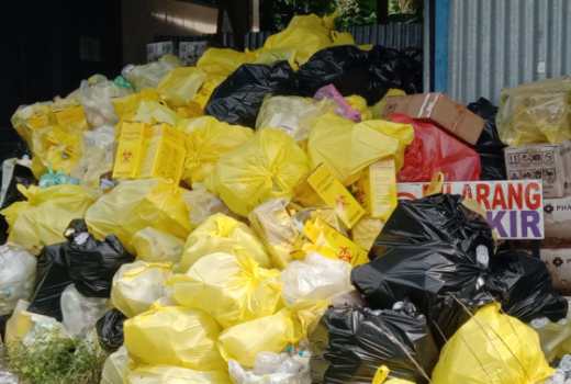 Limbah Medis di RSUD Sanana, Kabupaten Kepulauan Sula. (Anto/RakyatMu)