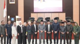 Foto: Anggota DPRD  Wali Kota dan Wakil Wali Kota Ternate Usai Paripurna Penetapan Kepala Daerah Terpilih Hasil Pilkada 2024. (Istimewa/Rakyatmu)