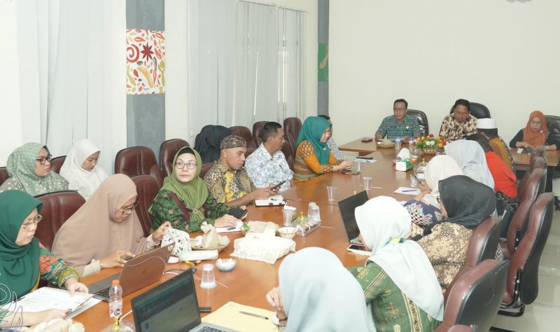Sekda Kota Ternate Dr. Rizal Marsaoly Pimpin Rapat Laporan Pertanggungjawaban DAK Tahun 2024. 
