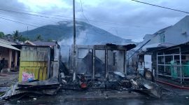 Kondisi rumah setelah hangus terbakar. (Rakyatmu/Istimewa)