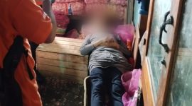 Mayat seorang wanita yang ditemukan meninggal dunia di samping Pelabuhan Tauro, Kelurahan Gamalama (Rakyatmu/Istimewa)