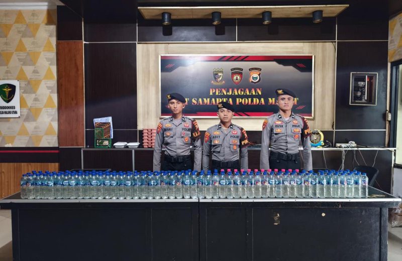 Minuman Keras Jenis Cap Tikus yang Diamankan Polda Maluku Utara. (Rakyatmu)
