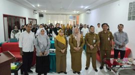 Foto Bersama dengan Peserta Pelatihan Tenaga Kesehatan Terpadu Kesehatan Jiwa di Hotel Grand Majang, Kota Ternate