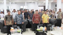 Sekda Kota Ternate Dr. Rizal Marsaoly saat Menghadiri dan Membuka Bimtek Peningkatan Kemampuan Potensi Sumber Kesejahteraan Sosial 