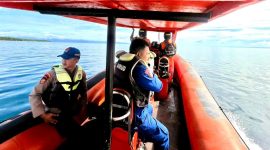 Pos SAR Tobelo saat Melakukan Pencarian Km Cahaya Timur 02 yang Dilaporkan Terbalik