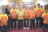 Pengurus PDK Kosgoro 1957 Kota Ternate Bersama Ikram Malan Sangadji di Hotel Grand Majang Ternate. (Rakyatmu)