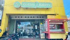 Toko Golden Bakery. (Rakyatmu)