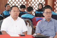 Sekda Kota Ternate, Dr. Rizal Marsaoly bersama Plt. Kepala Bappelitbangda Taufik Jauhar di Musrenbang Komunitas