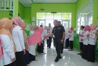 Wali Kota Tidore Kepulauan Muhammad Sinen didampingi Wakil Wali Kota Ahmad Laiman turun langsung mendengarkan keluhan dan kebutuhan para tenaga kesehatan di 4 Puskesmas yang berada di daratan Oba. (Istimewa)