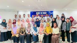 Foto Bersama Usai Rapat Advokasi dan Koordinasi di Aula Hotel Grand Majang Ternate. 