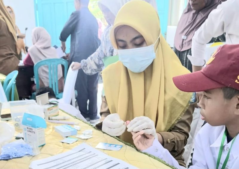 Pemeriksaan Kesehatan kepada Anak-anak yang Lolos Seleksi Sekolah Rakyat. (Dinkes for Rakyatmu) 