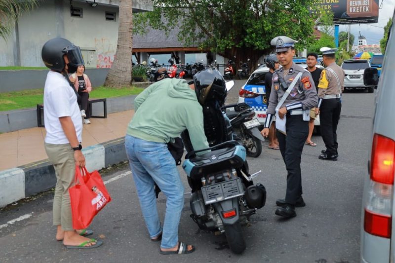 Kendaraan yang Ditilang Satlantas Polda Maluku Utara saat Gelar Operasi Patuh Kie Raha. (Istimewa/Rakyatmu)