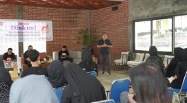 Sekda Kota Ternate saat Memaparkan Materi di kegiatan Pencegahan Penyalahgunaan dan Peredaran Gelap Narkoba 