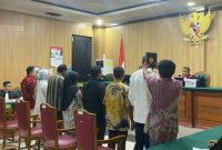 Tujuh Saksi Mengambil Sumpah dalam Sidang Lanjutan Kasus Dugaan Korupsi BTT Kabupaten Kepulauan Sula. (Rakyatmu)