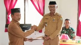 Alwan Lakoko Terima Jabatan Baru Sebagai Camat Mangoli Utara di Acara Sertijab. (Rakyatmu)