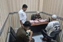 Penyerahan Berkas Tersangka Kasus Dugaan Tindak Pidana Narkotika ke Kejari Ternate. (Rakyatmu) 