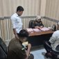 Penyerahan Berkas Tersangka Kasus Dugaan Tindak Pidana Narkotika ke Kejari Ternate. (Rakyatmu) 