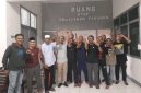 Warga Adat Maba Sangaji di Ruang Staf Pelayanan Tahanan. (Rakyatmu)