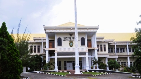 Kantor Bupati Kepulauan Sula. (Istimewa/Rakyatmu)