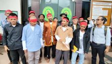 11 orang warga adat Maba Sangaji di Pengadilan Negeri Soasio, Kota Tidore Kepulauan, Maluku Utara. (Dok. Rakyatmu.com)
