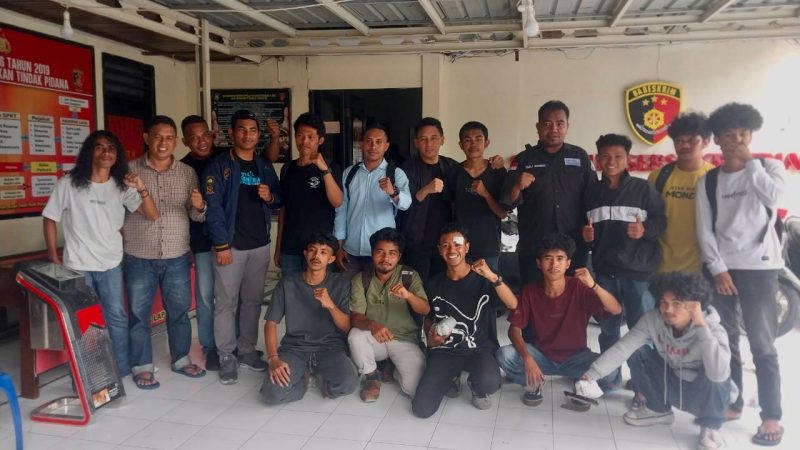 Pendemo yang Dipulangkan Polres Kota Ternate. (Rakyatmu)