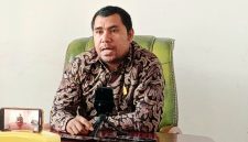 Ketua Pansus DPRD Pulau Taliabu Pinjaman Daerah, Budiman L. Mayabubun. (Rakyatmu)