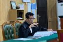 JPU Kejari Kepulauan Sula, Aziz di Sidang Pemeriksaan Saksi, Pengadilan Negeri Ternate. (Rakyatmu)
