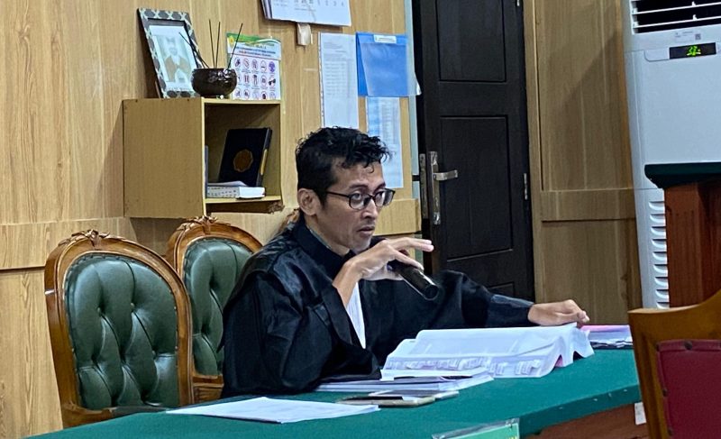 JPU Kejari Kepulauan Sula, Aziz di Sidang Pemeriksaan Saksi, Pengadilan Negeri Ternate. (Rakyatmu)