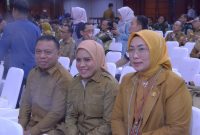 Bupati Kepulauan Sula, Fifian Adeningsih Mus saat mengikuti Rakor Percepatan pelaksanaan program hilirisasi komoditas prioritas perkebunan. (Rakyatmu)