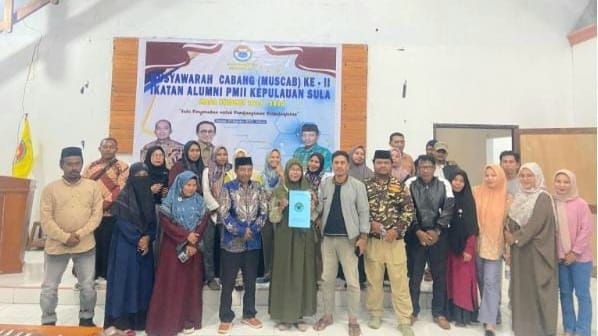 Foto Bersama Usai Muscab II IKA PMII Kabupaten Kepulauan Sula di Hotel Beliga. (Rakyatmu)