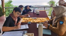 Kepala Dinas Kesehatan Kota Ternate, dr. Fathiyah Suma Sedang Indepth Interview  oleh Tim Promosi Kesehatan Kemenkes RI. (Rakyatmu)