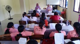 Foto Kegiatan Pembinaan 25 Keterampilan Dasar Kader Posyandu. (Rakyatmu)