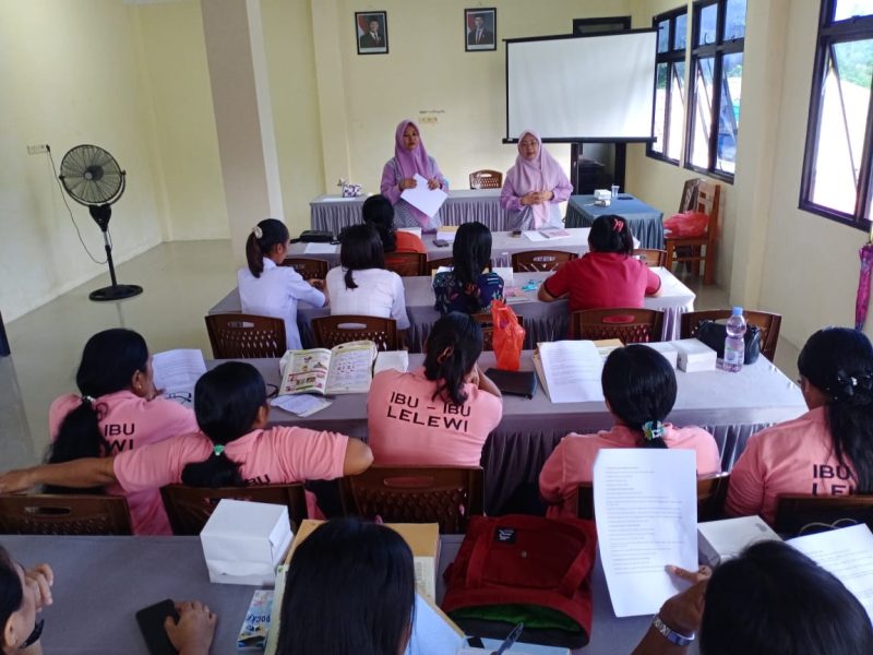 Foto Kegiatan Pembinaan 25 Keterampilan Dasar Kader Posyandu. (Rakyatmu)