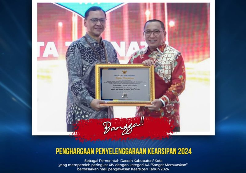 Wali Kota Ternate, M. Tauhid Soleman Terima Pengharaan dari Kepala ANRI Dr. Mego Pinandito