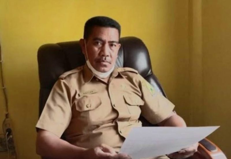 Kepala Dinas Dukcapil Kabupaten Pulau Taliabu, Maslan. (Rakyatmu) 