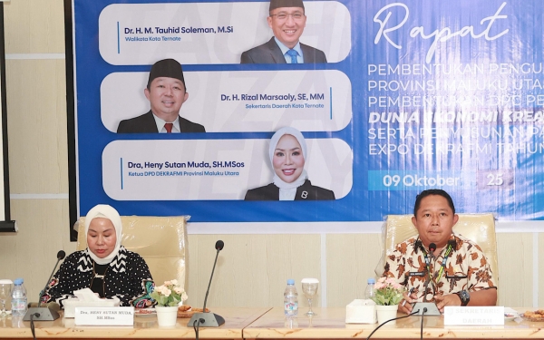 Ketua Panitia DPD DEKRAFMI Maluku Utara, Rizal Marsaoly  dan Heny Sutan Muda.